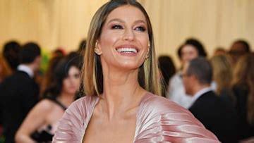 gisele bundchen hot pics|Gisele Bundchen stuns in breathtaking bikini photo.